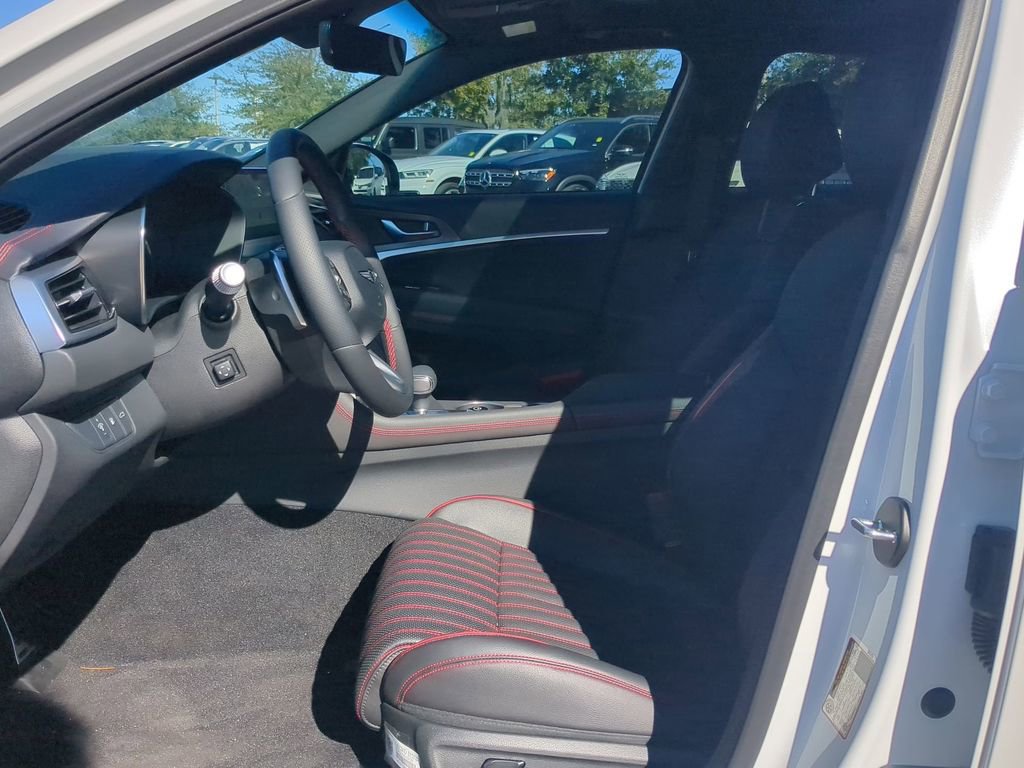 Used 2025 Genesis G70 3.3T Advanced image 19