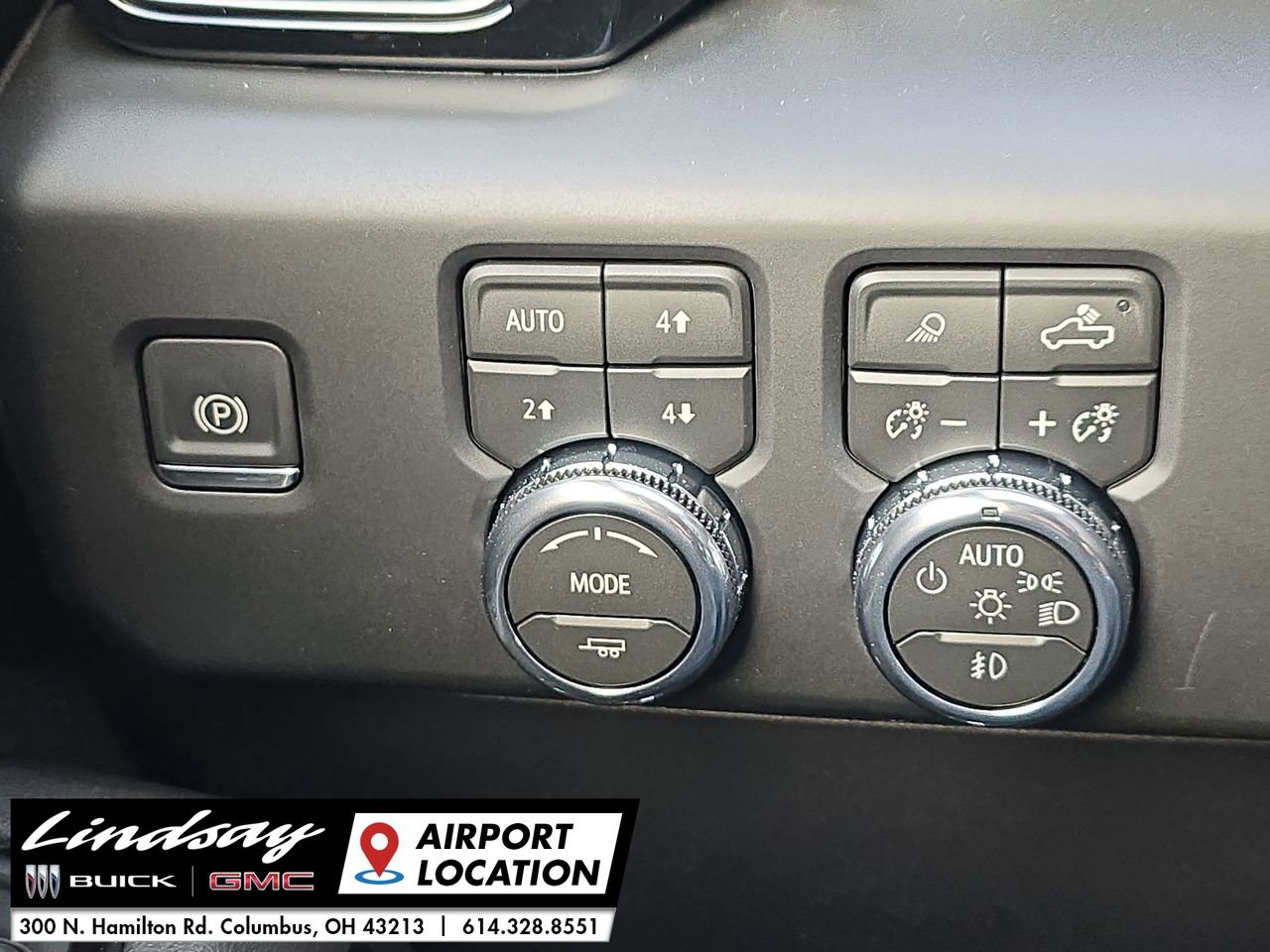 New 2026 GMC Sierra 1500 AT4 w/ AT4 Premium Package image 18