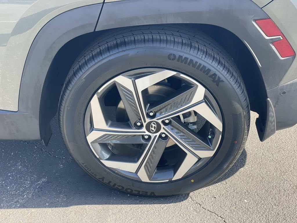 Certified 2023 Hyundai Tucson Limited FWD image 30