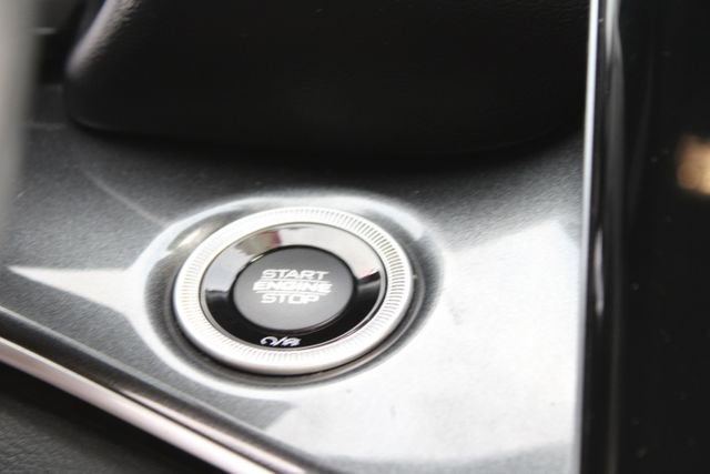 Used 2021 Jeep Grand Cherokee L Laredo image 22