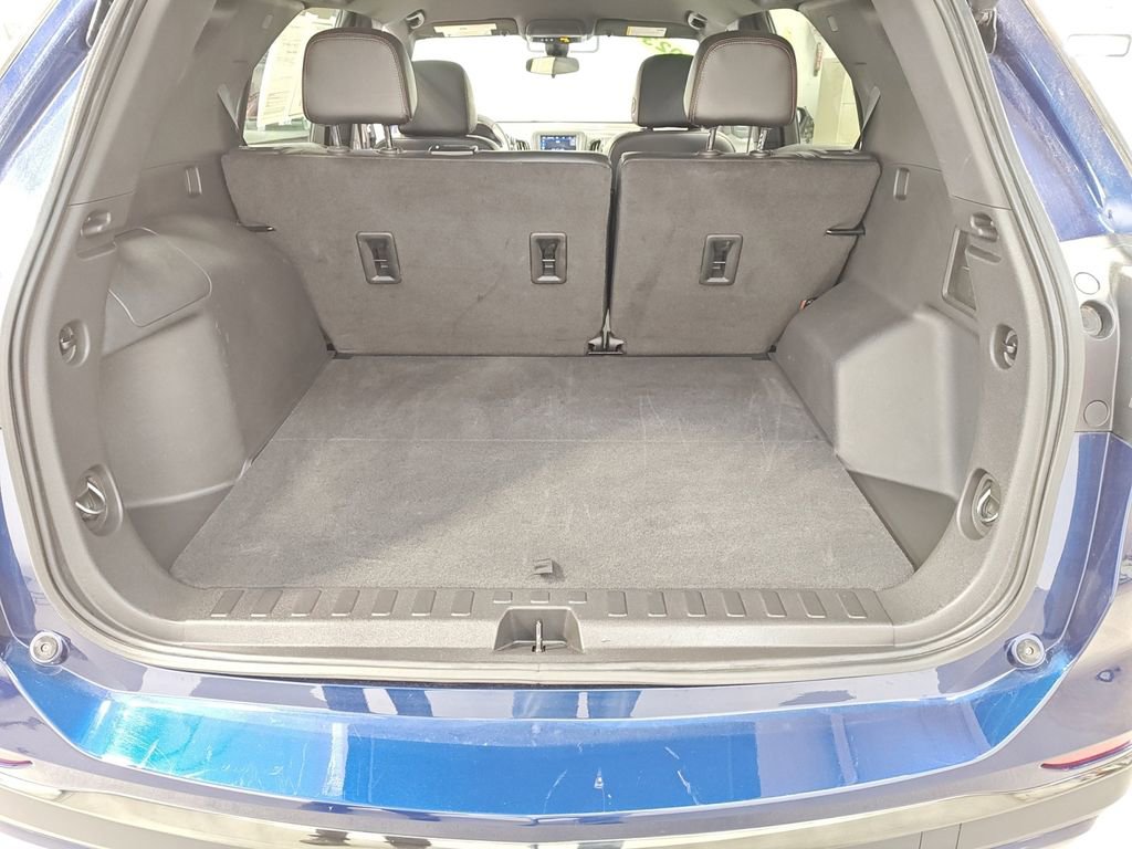 Used 2023 Chevrolet Equinox RS image 33