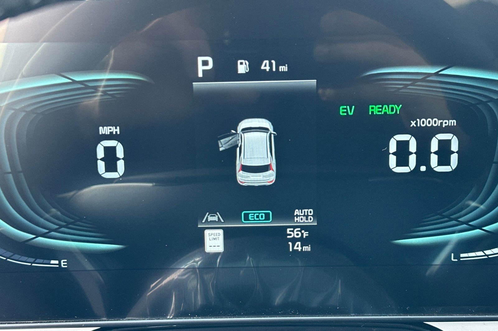 New 2026 Kia Niro SX image 25