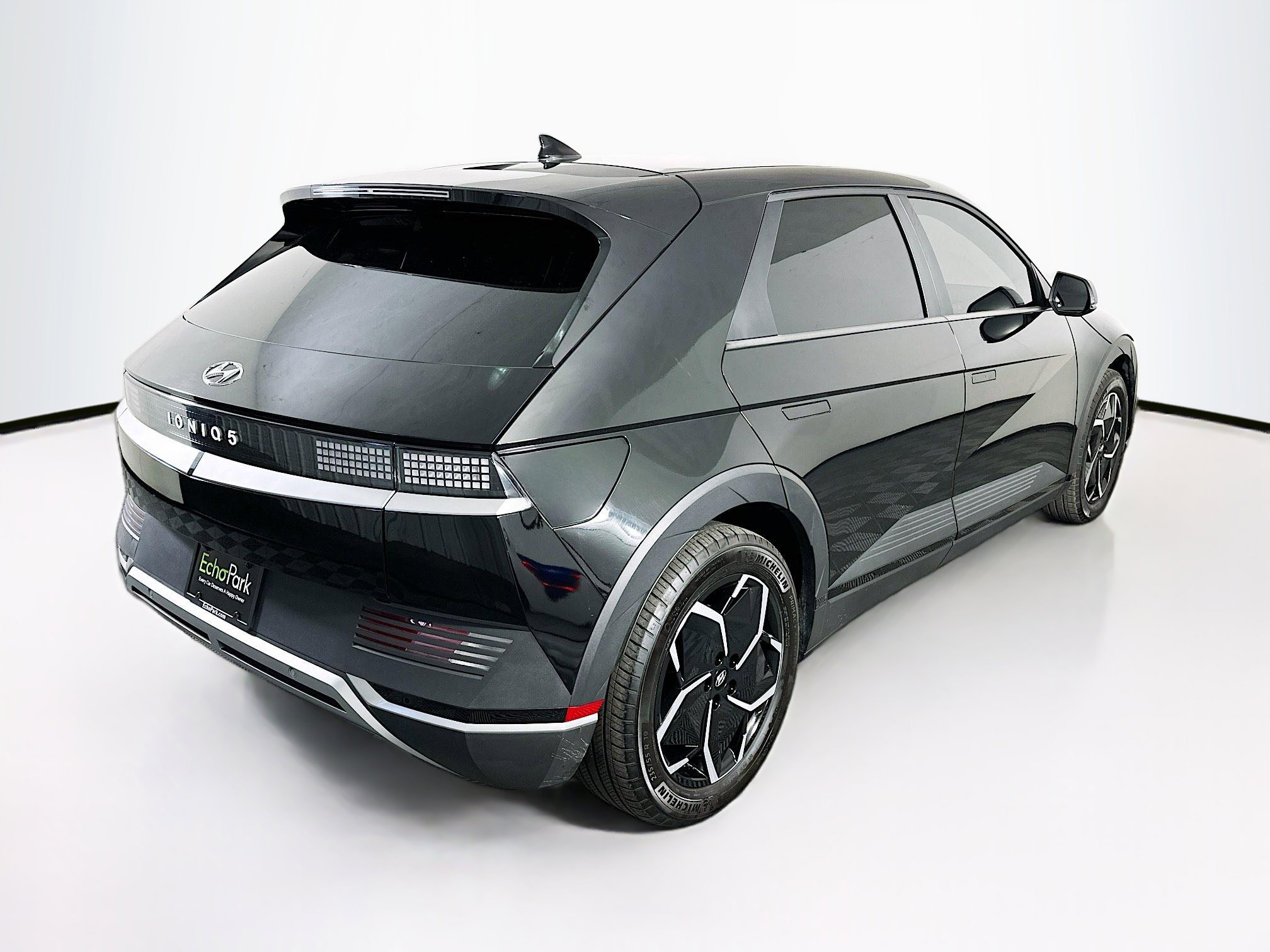 Used 2024 Hyundai Ioniq 5 SEL image 9