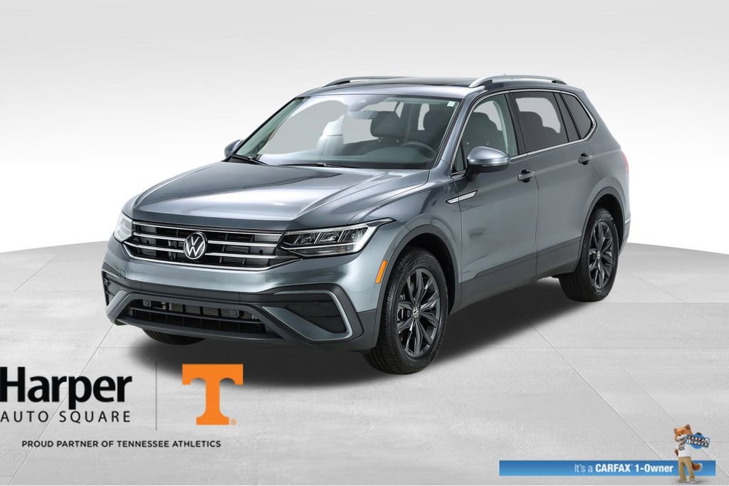 Used 2024 Volkswagen Tiguan SE w/ Panoramic Sunroof Package