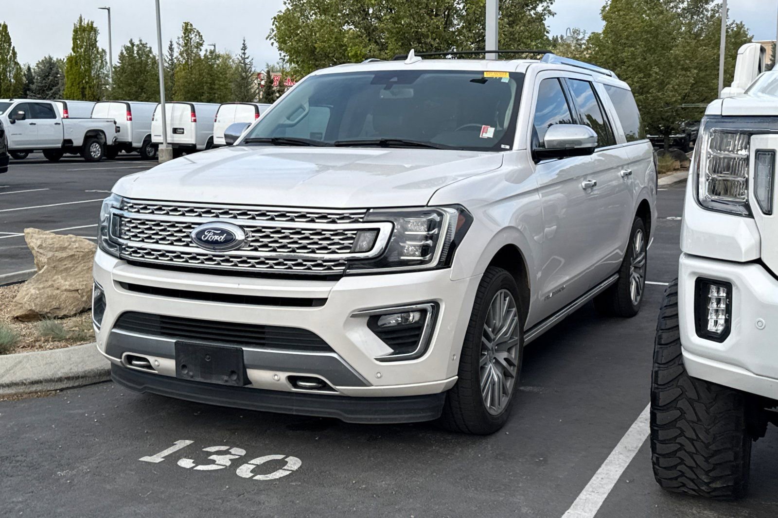 Used 2019 Ford Expedition Max Platinum AWD/4WD image 2
