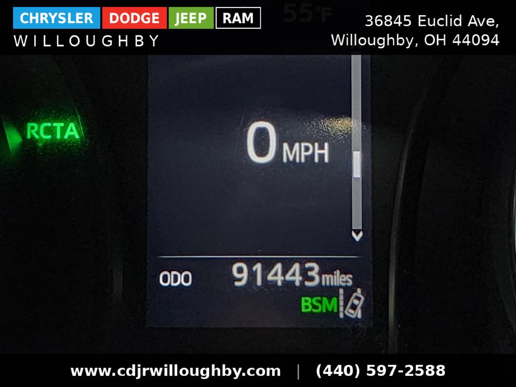 Used 2018 Toyota Camry SE w/ Audio Package FWD image 19
