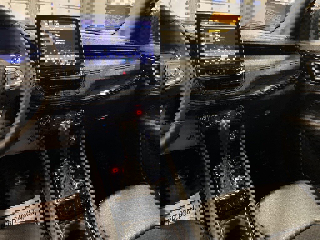 Used 2022 Jeep Compass Latitude image 20