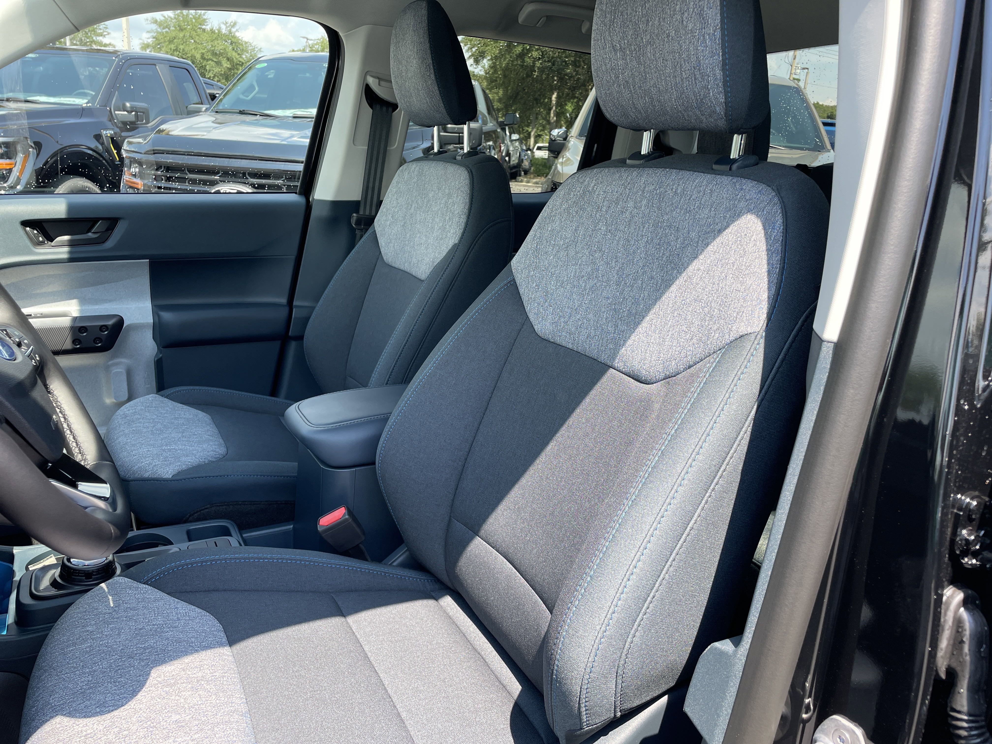 New 2025 Ford Maverick XLT w/ XLT Luxury Package image 13