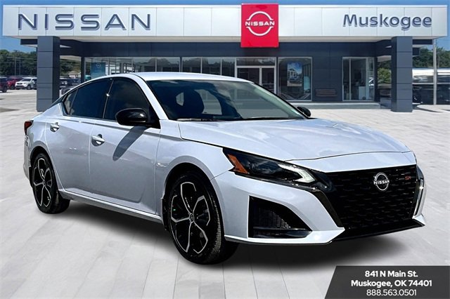 New 2025 Nissan Altima 2.5 SR