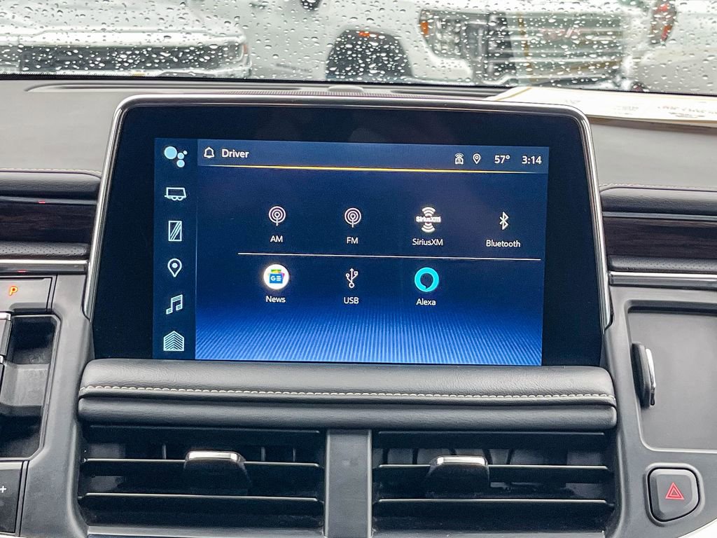 Used 2023 Chevrolet Suburban Premier image 17