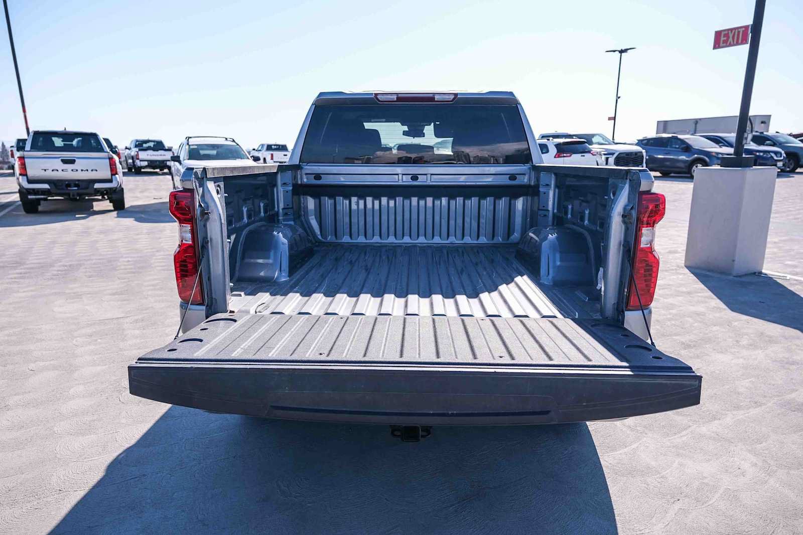 Used 2024 Chevrolet Silverado 1500 Custom RWD image 27