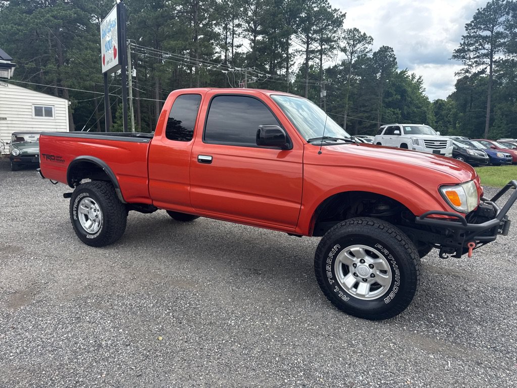 Used 2000 Toyota Tacoma PreRunner RWD image 15