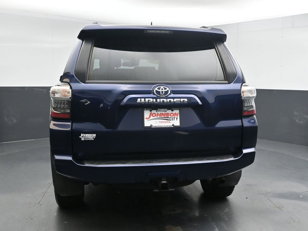 Used 2024 Toyota 4Runner SR5 AWD/4WD image 7