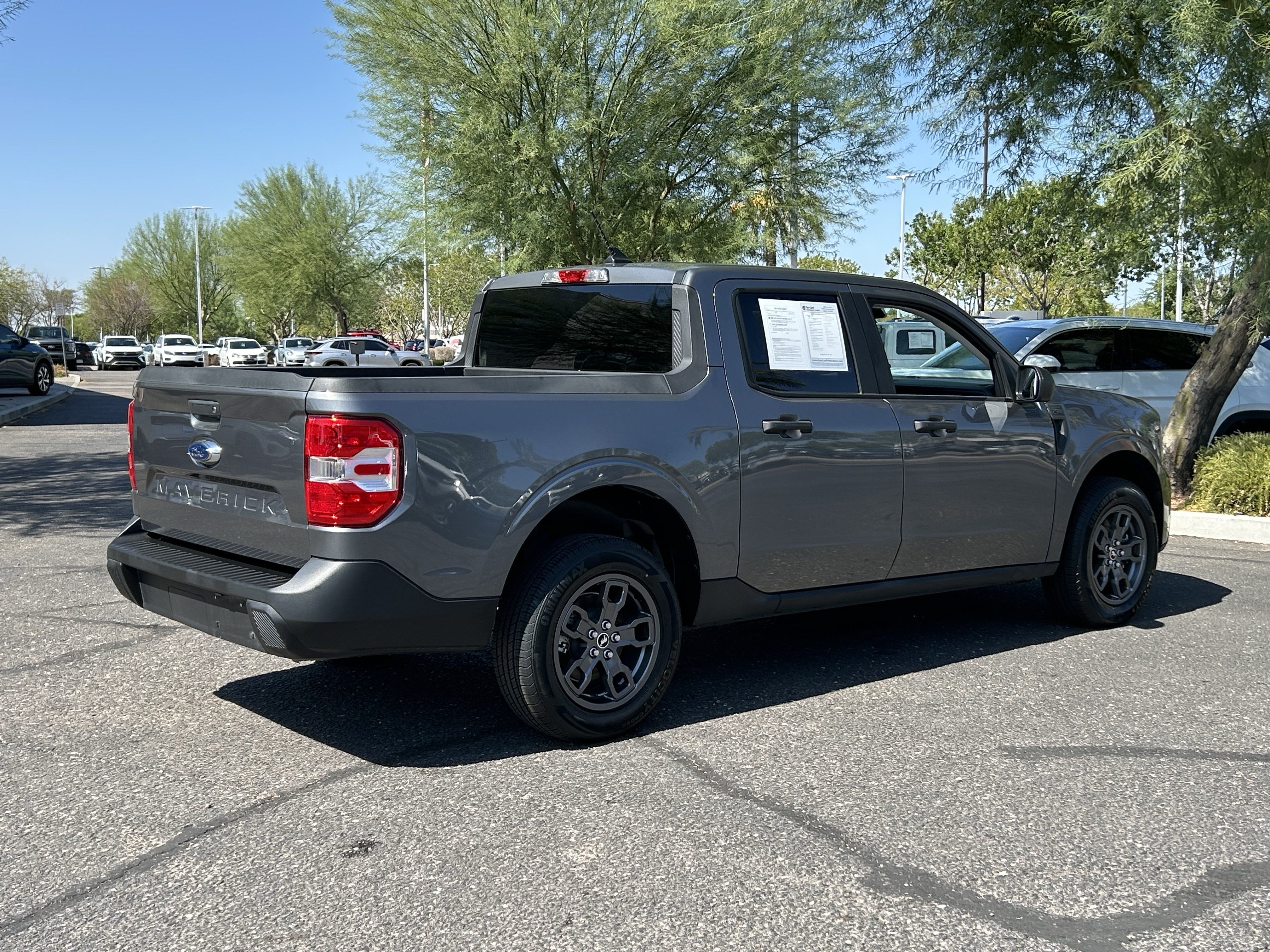 Used 2023 Ford Maverick XL FWD image 4