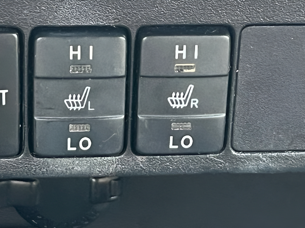 Used 2015 Toyota RAV4 Limited w/ Technology Package AWD/4WD image 34