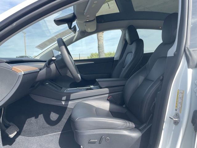 Used 2023 Tesla Model Y Long Range image 19