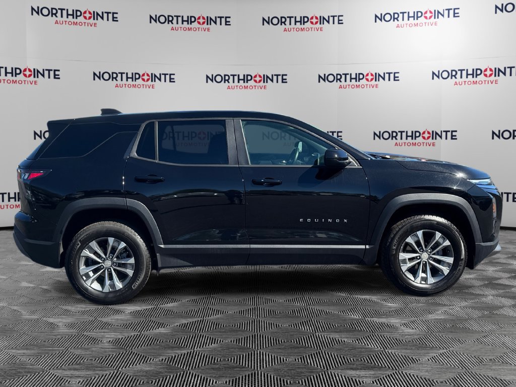 Used 2026 Chevrolet Equinox LT AWD/4WD image 7