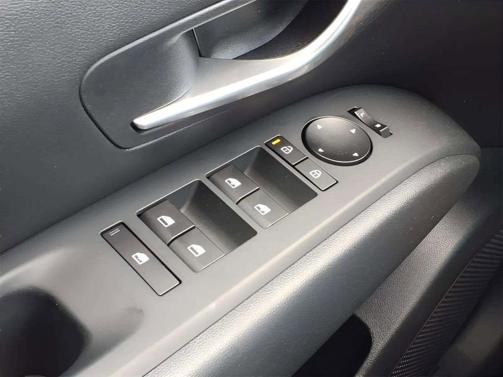 New 2026 Hyundai Tucson SEL image 13