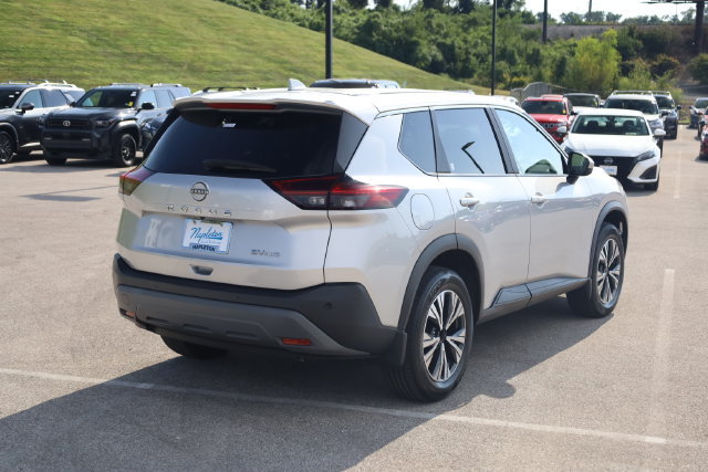 Certified 2023 Nissan Rogue SV AWD/4WD image 6