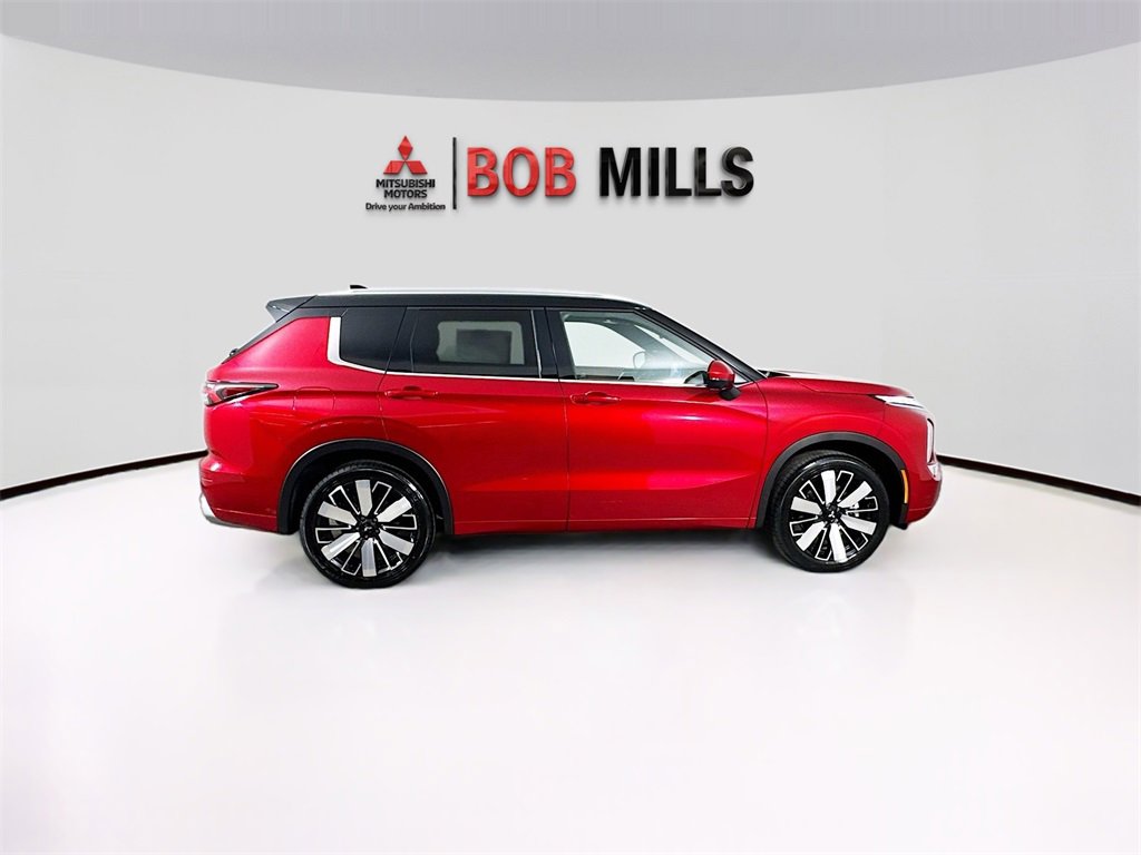 New 2025 Mitsubishi Outlander SEL image 8