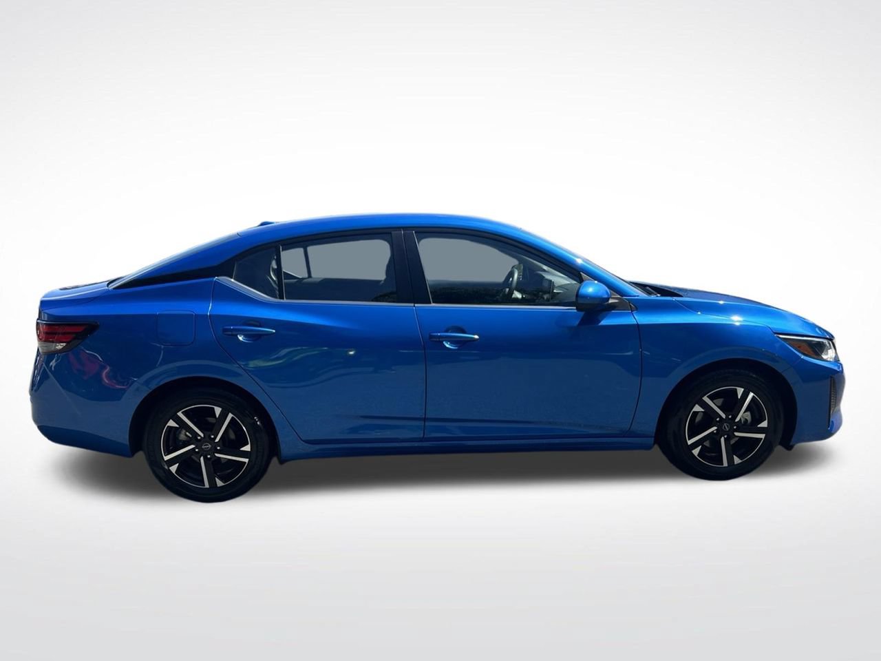 Used 2025 Nissan Sentra SV FWD image 6