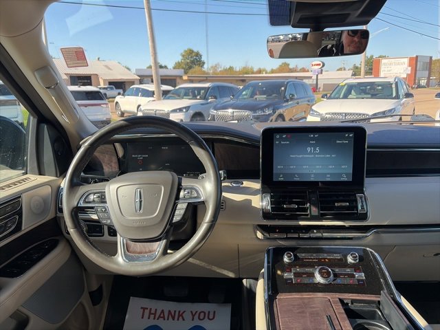 Used 2020 Lincoln Navigator Reserve w/ Luxury Package image 15