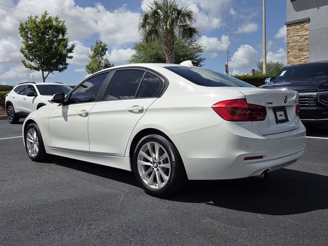 Used 2017 BMW 320i xDrive Sedan image 4
