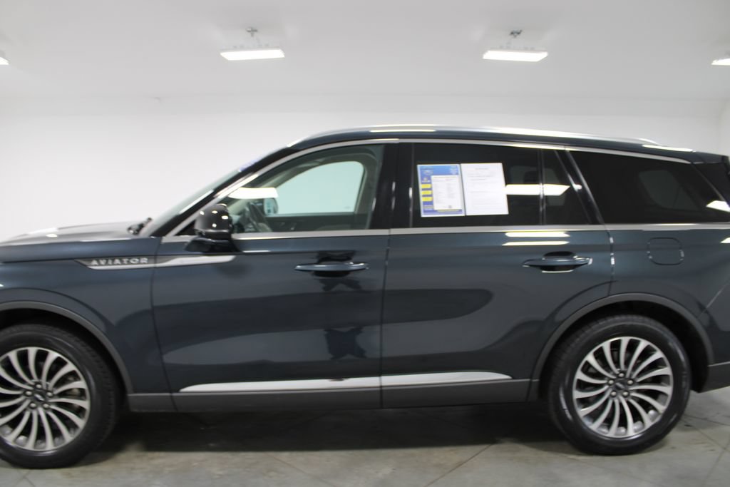 Used 2023 Lincoln Aviator Reserve w/ Equipment Group 201A AWD/4WD image 6