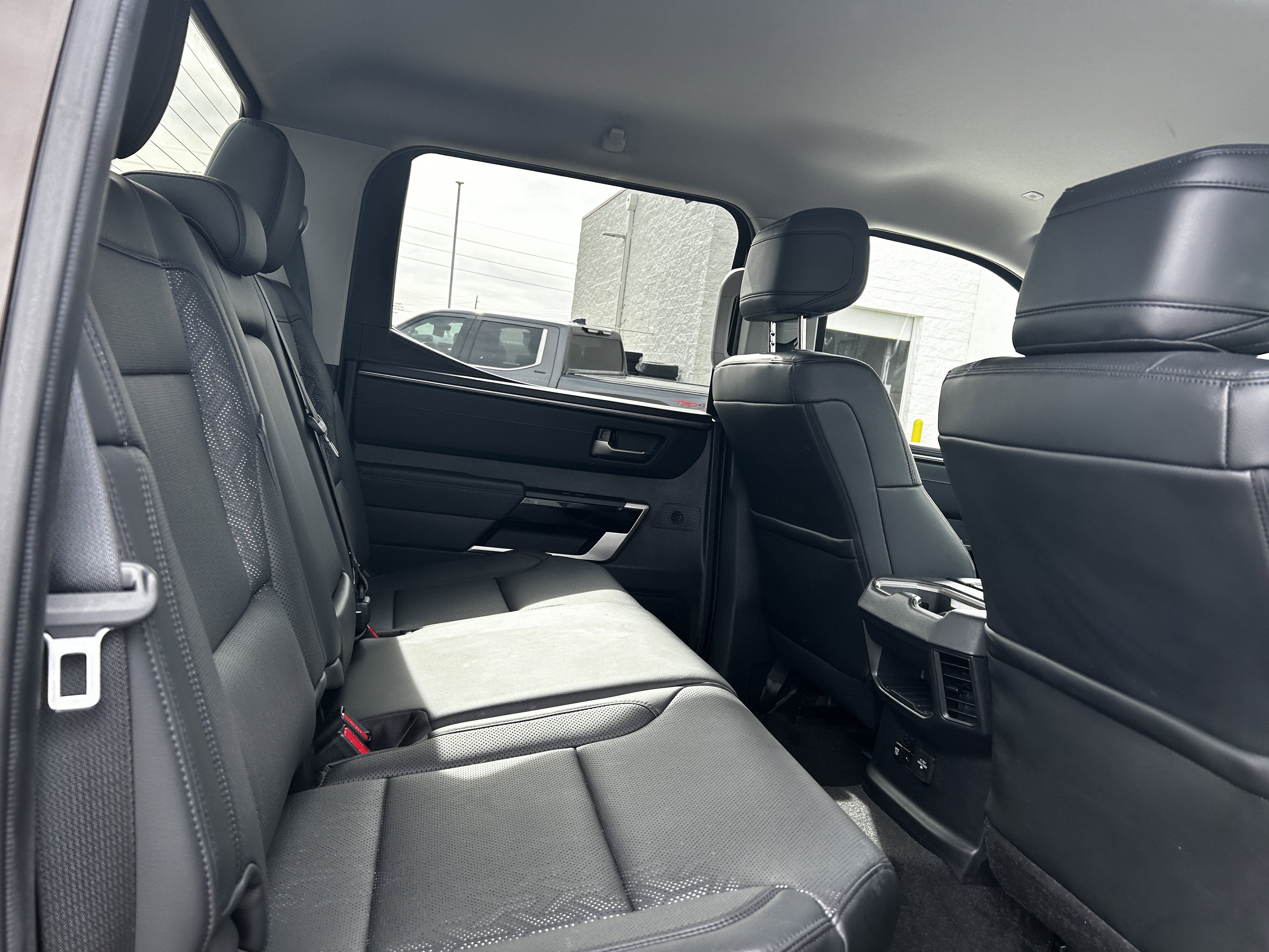 Used 2023 Toyota Tundra Limited w/ TRD Off-Road Package image 11