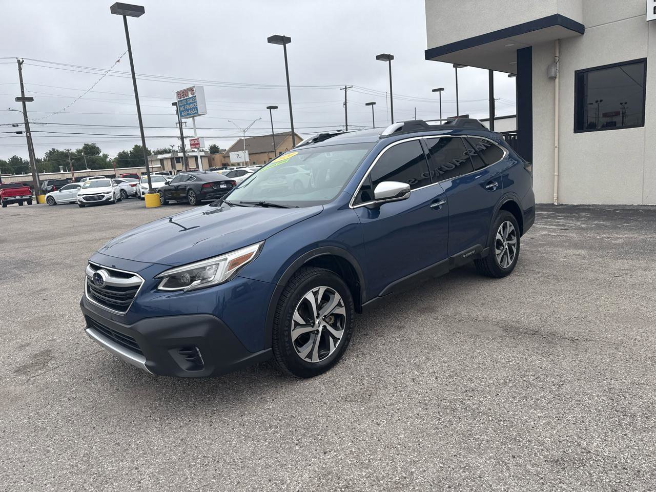 Used 2020 Subaru Outback Touring XT AWD/4WD image 2