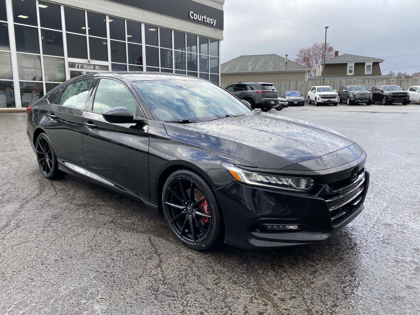 Used 2018 Honda Accord Sport image 7