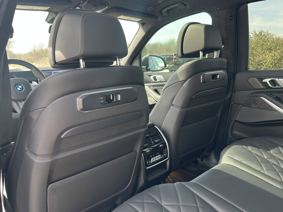 New 2026 BMW X7 xDrive40i image 15