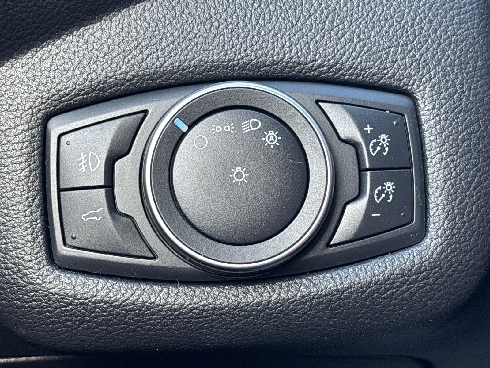 Used 2018 Ford Escape SE AWD/4WD image 22