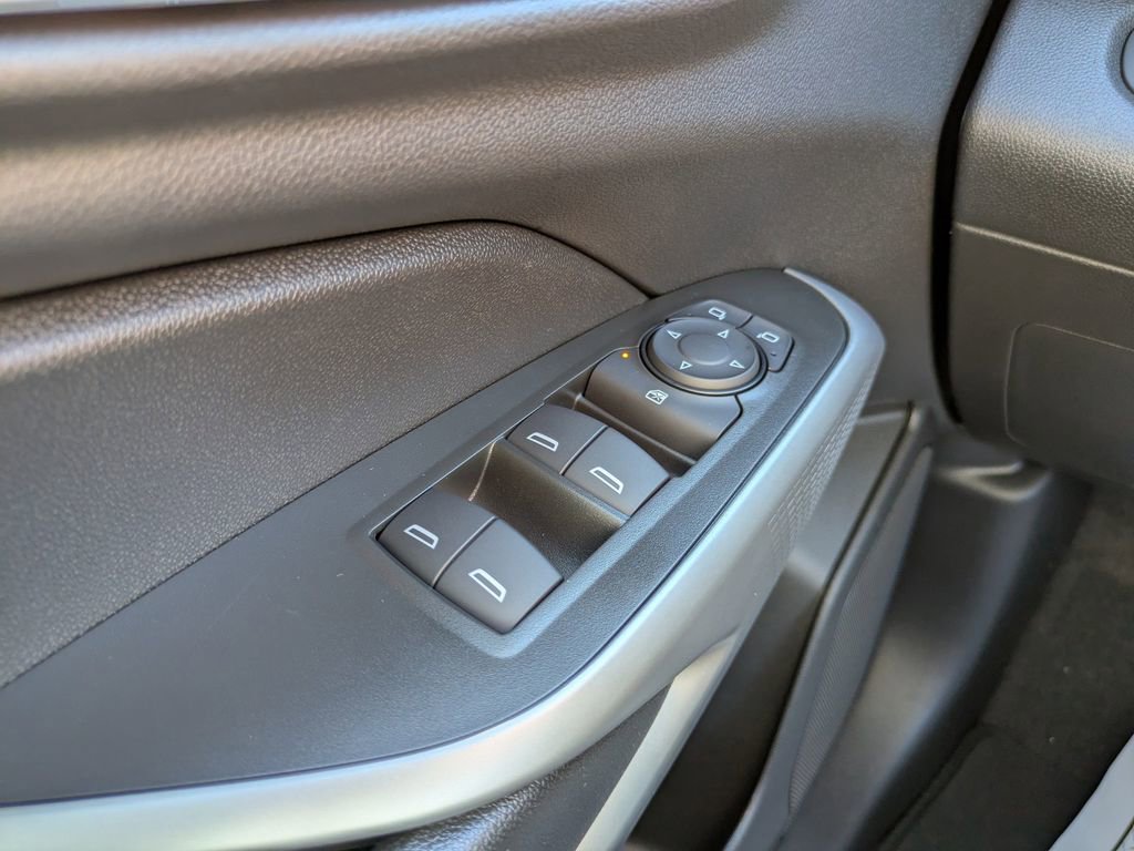 New 2026 Chevrolet Trax LS w/ Driver Confidence Package image 22