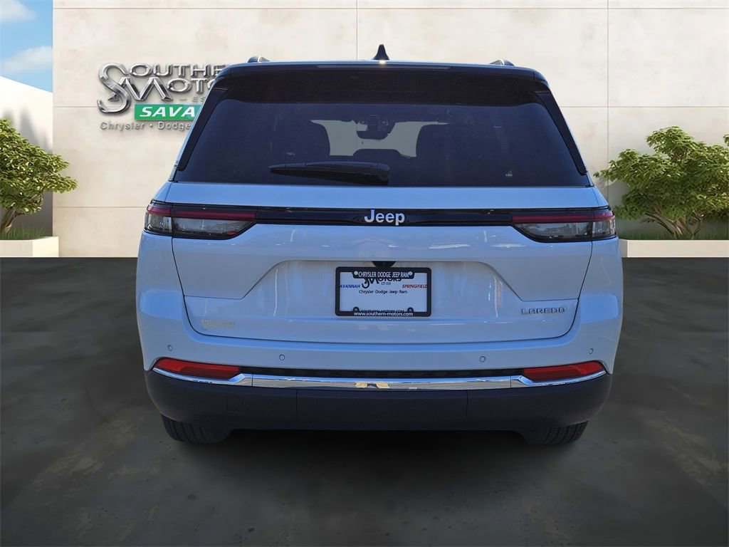 New 2025 Jeep Grand Cherokee Laredo X w/ Luxury Tech Group I image 4