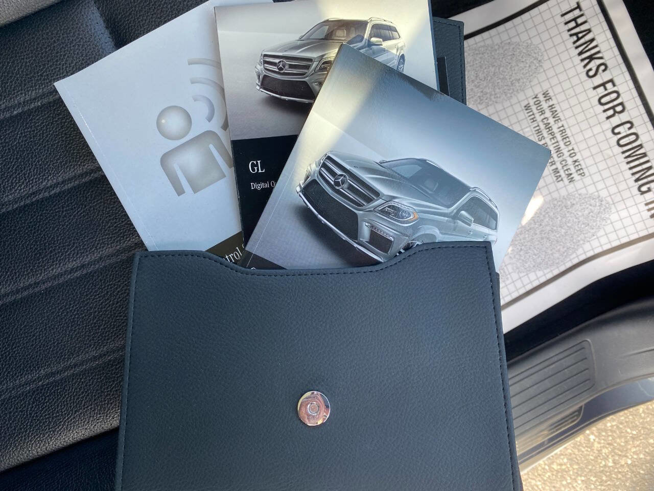 Used 2015 Mercedes-Benz GL 450 4MATIC image 36