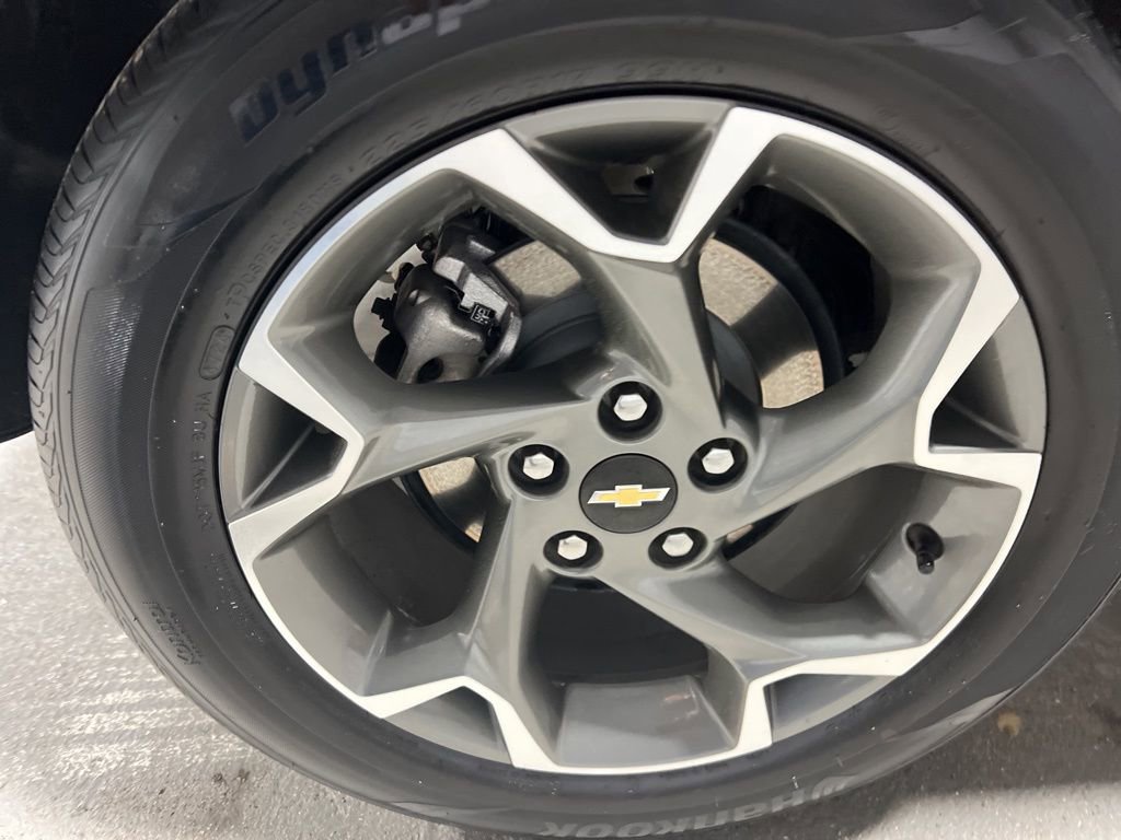 Used 2025 Chevrolet Trax LT image 40