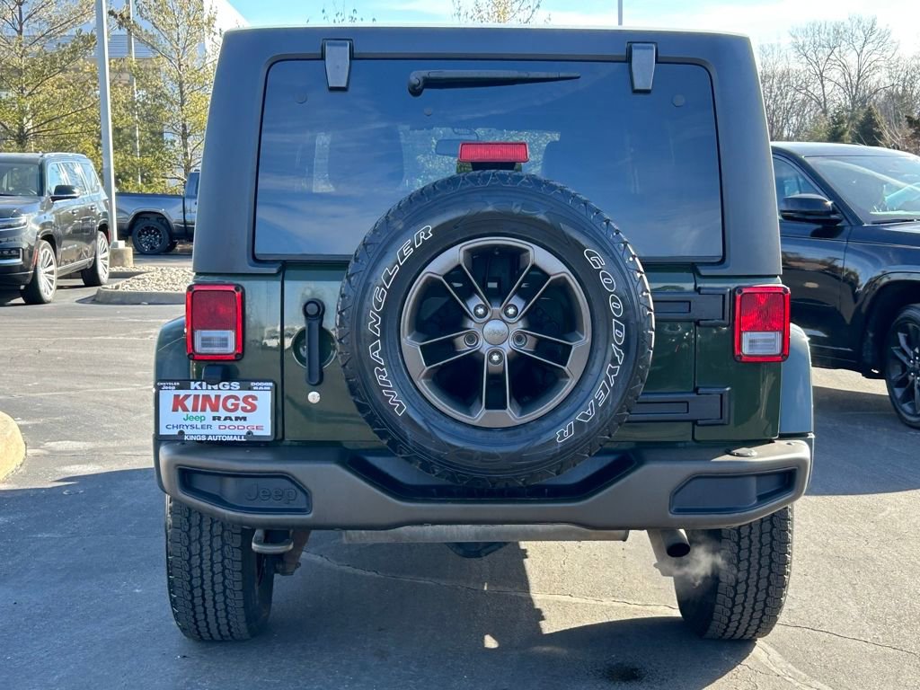 Used 2016 Jeep Wrangler Unlimited Sahara image 6