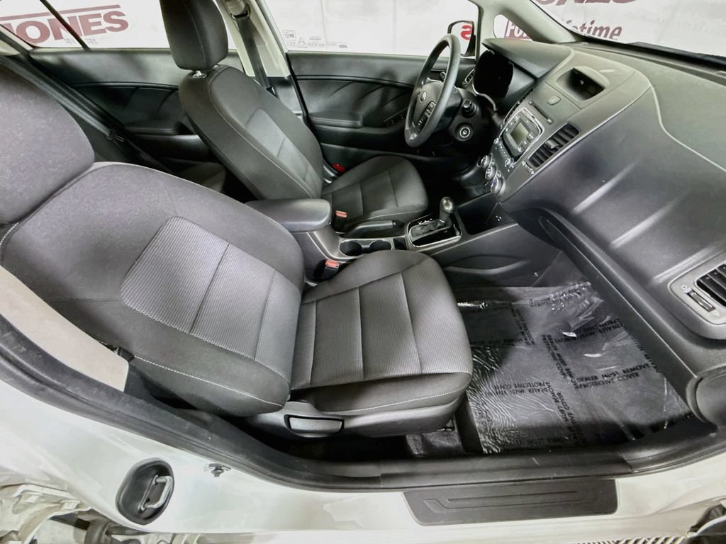 Used 2018 Kia Forte LX FWD image 27