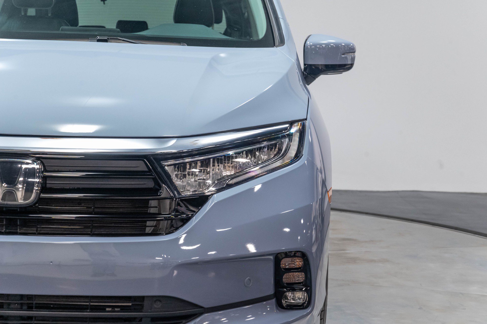 Used 2024 Honda Odyssey Elite image 54