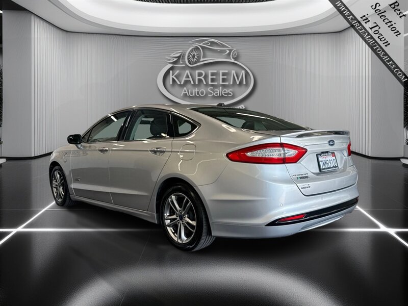 Used 2015 Ford Fusion Energi Titanium FWD image 7