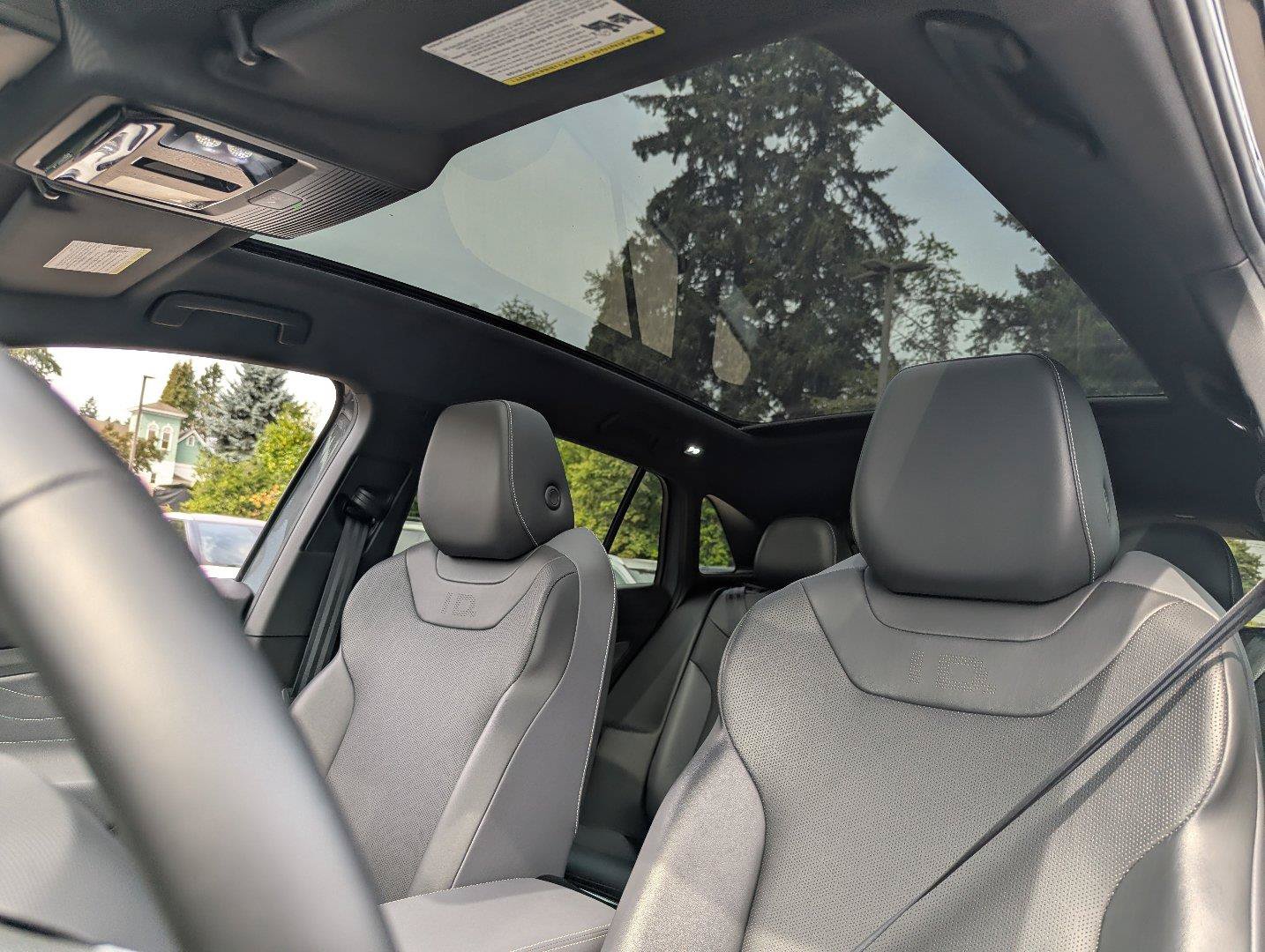 Certified 2023 Volkswagen ID.4 Pro S AWD/4WD image 24
