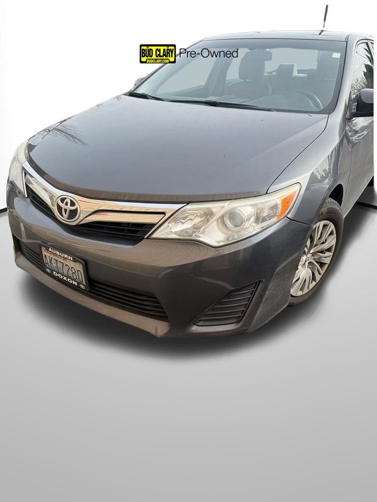Used 2012 Toyota Camry LE image 1