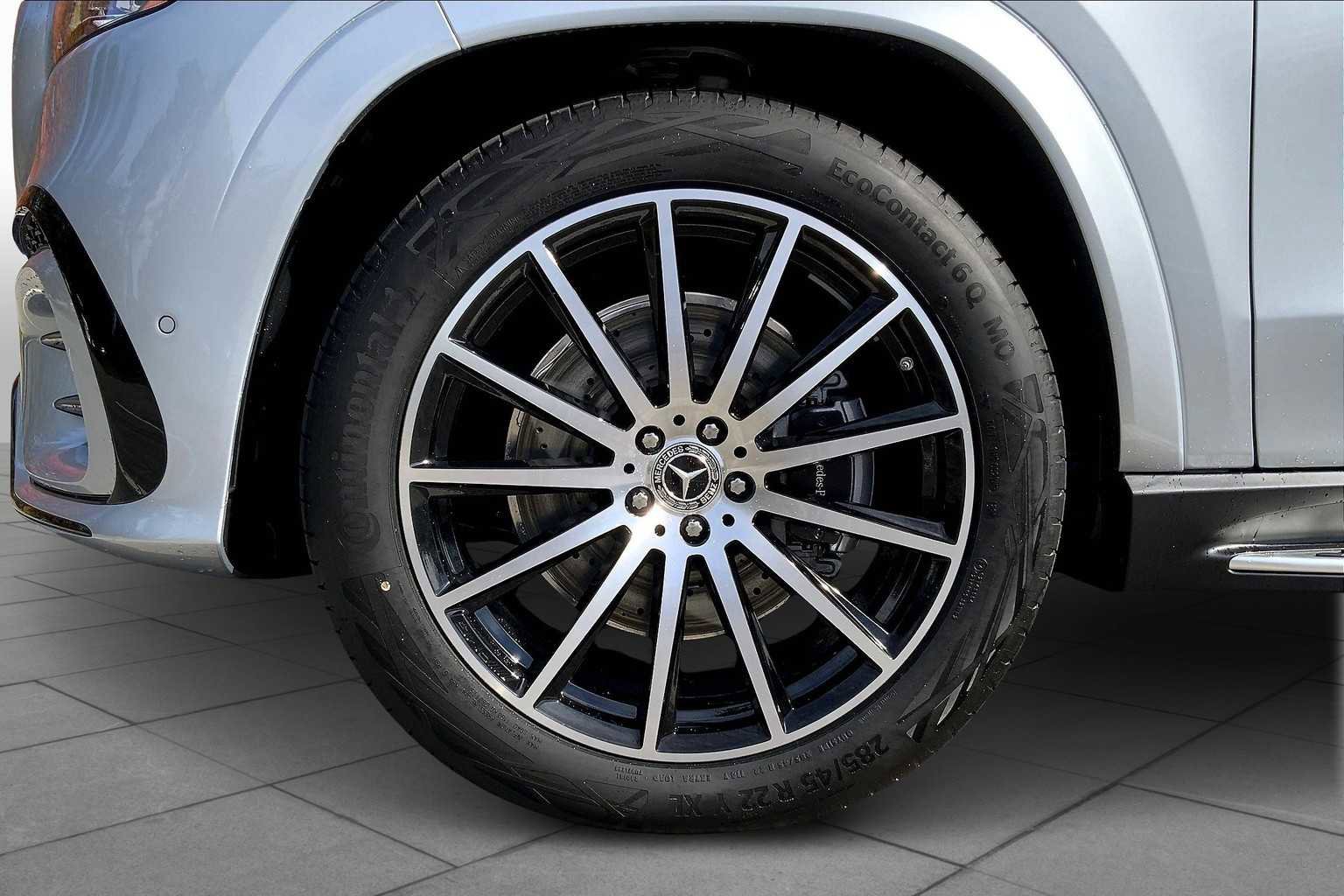 New 2026 Mercedes-Benz GLS 580 4MATIC image 15