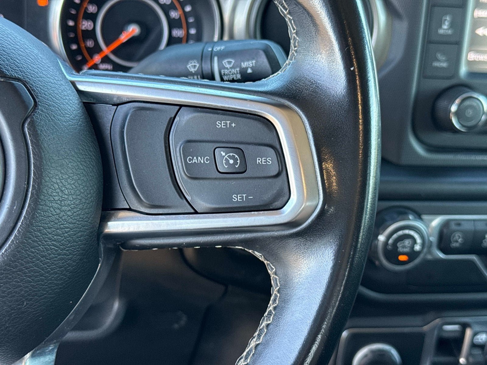 Used 2020 Jeep Gladiator Sport w/ Quick Order Package 24S AWD/4WD image 30