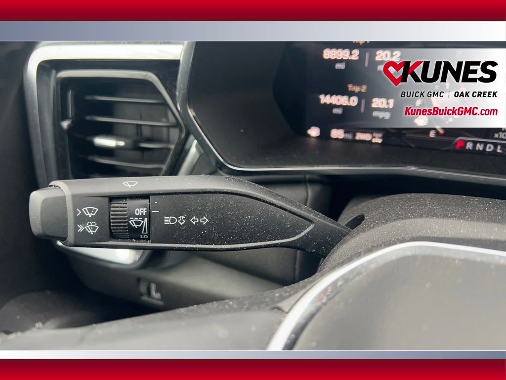 Used 2024 GMC Canyon Elevation w/ Convenience Package image 19