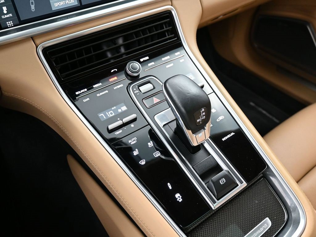 Certified 2018 Porsche Panamera Turbo S image 22