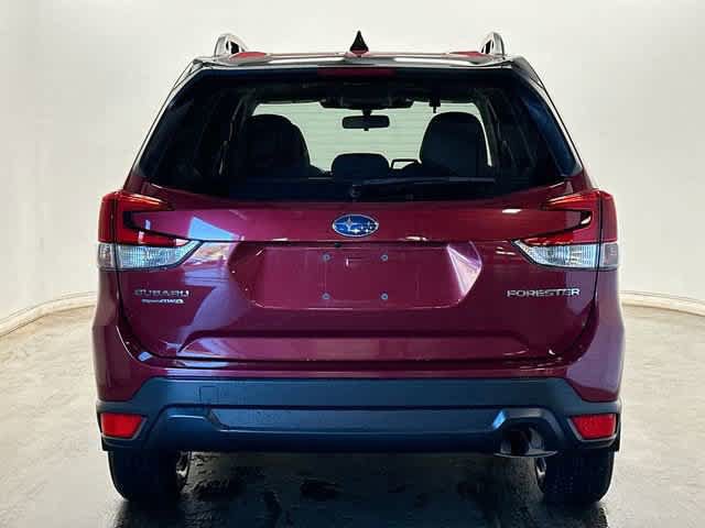 Used 2024 Subaru Forester Premium AWD/4WD image 1