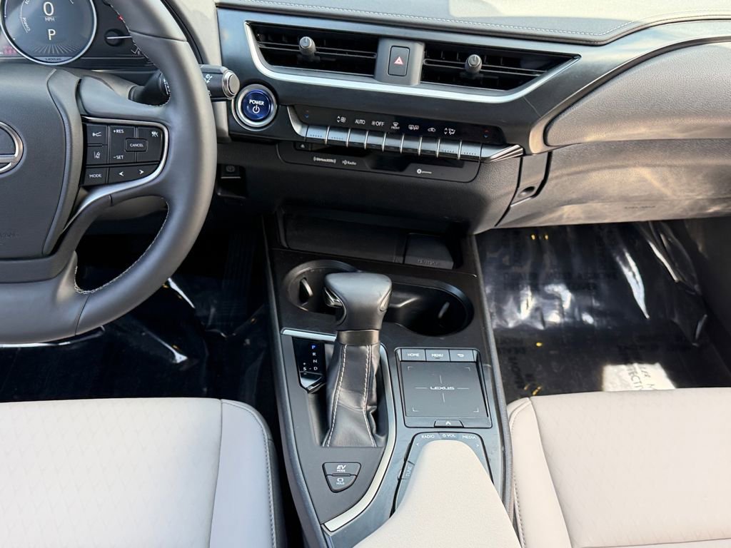Certified 2020 Lexus UX 250h w/ Accessory Package AWD/4WD image 13