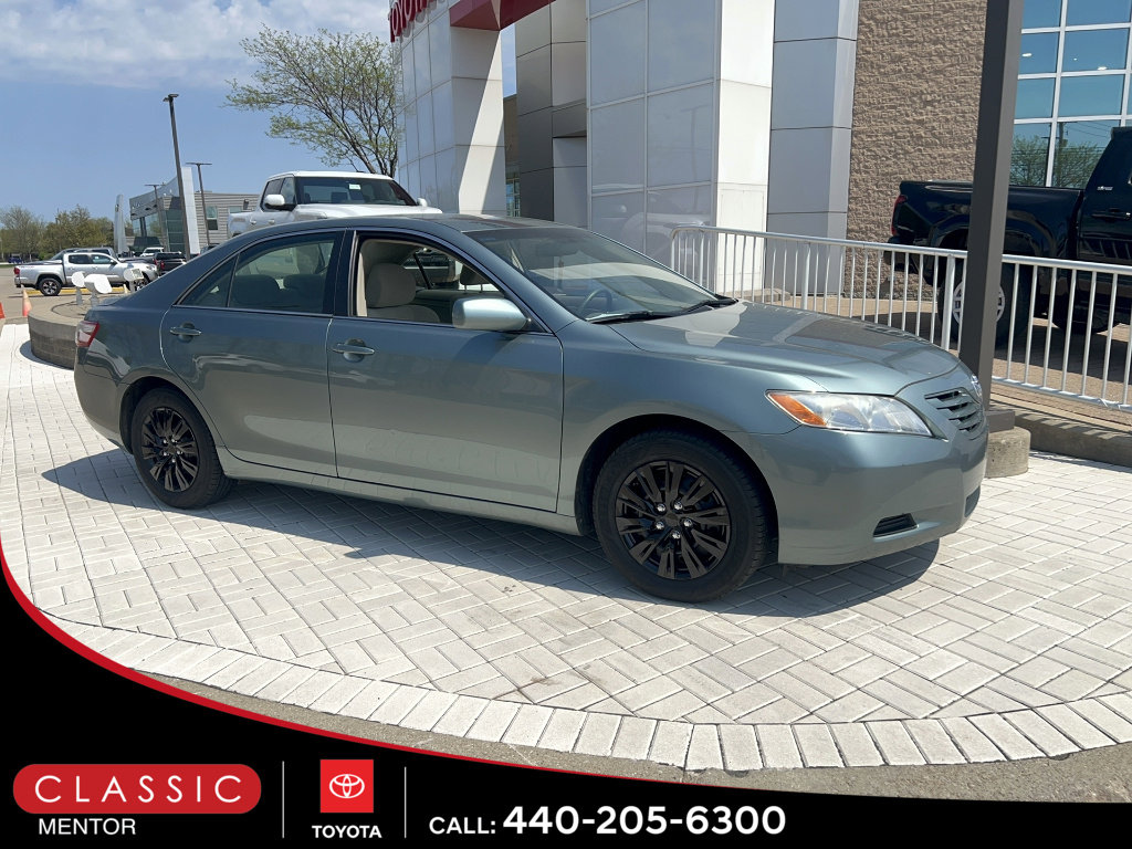 Used 2007 Toyota Camry LE FWD image 1